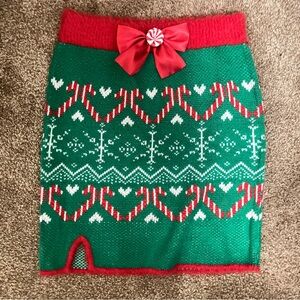 Planet Gold Green and Red Knee-Length Pencil Skirt